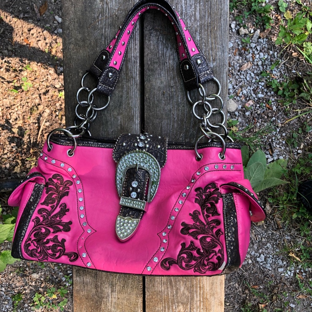 Hot pink County Road 66 purses 👛